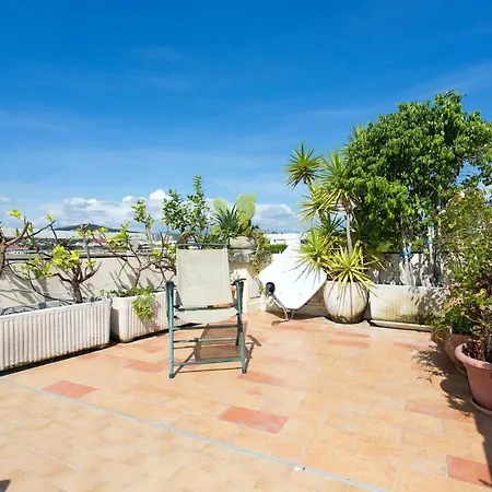 Beau studio La Plage avec grande terrasse vue mer Appartement
